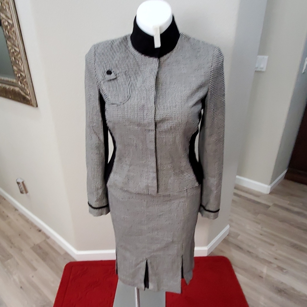 Ladies Two-piece Suit